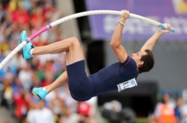 Рено Лавийени постигна чудо и подобри рекорда на Бубка