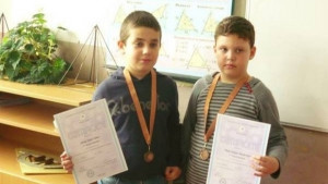 Деца от Елена с бронзови медали от математическо състезание