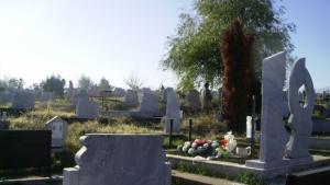 Отпада таксата за МПС за достъп до Гробищният парк в