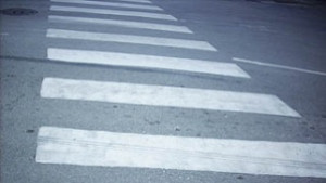 Блъснаха велосипедист и пешеходка