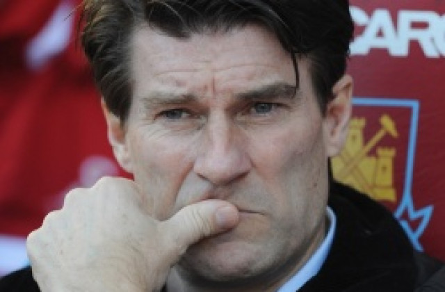 Заместникът на Лаудруп е причината за уволнението на датчанина