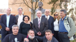 И група от Мездра присъства на откриването на бюстпаметник на