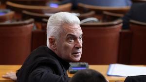 Сидеров направи 10 предложения размаха пръст на управляващите