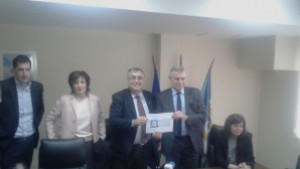 Българи от Япония и Австралия подкрепят референдума на президента