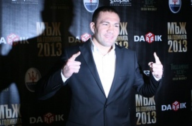 Кобрата: Ако Кличко не се откаже, мачът ни ще е до края на годината