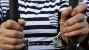 Момче задигнало парите на възрастен човек в Севлиево