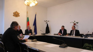 Служби по земеделие прикриват измама със земи и евросредства