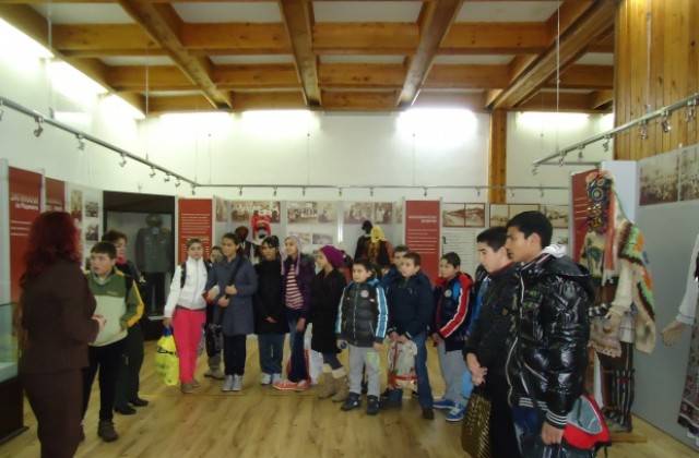 Исторически музей Стралджа отвори врати за ученици