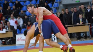 Владислав Методиев остана без медал от Никола Петров