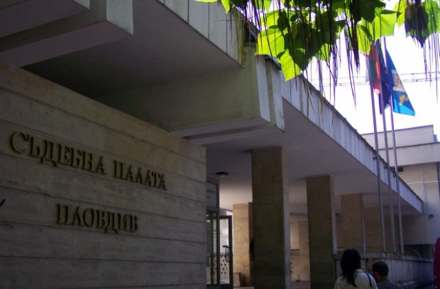 Съдят четирима лихвари