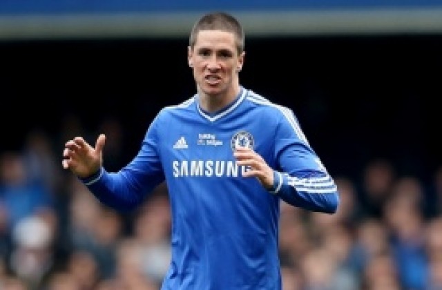 Валенсия отървава Челси от Торес