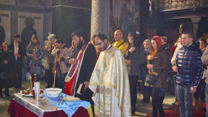 В Добрич почетоха паметта на загиналите на Майдана украинци