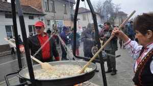 19годишна спечели конкурса за найкрехка произведена сланина в Априлци