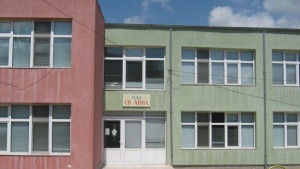 Родители пишат в анкета за таксата за детска градина в