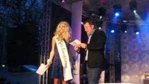 Мария Игнатова и Димитър Рачков водещи на Девойка Кюстендилска пролет