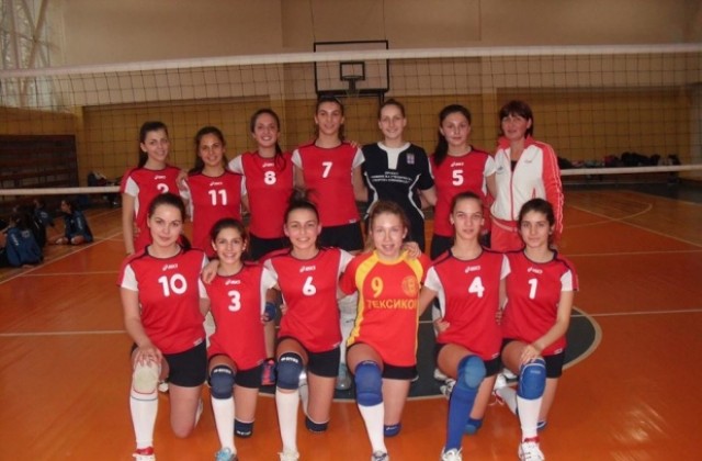 Момичетата до 15 г. на Велбъжд спечелиха категорично регионалния турнир