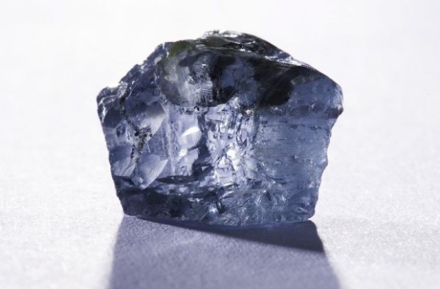 Откриха кристал на 4.4 млрд. години