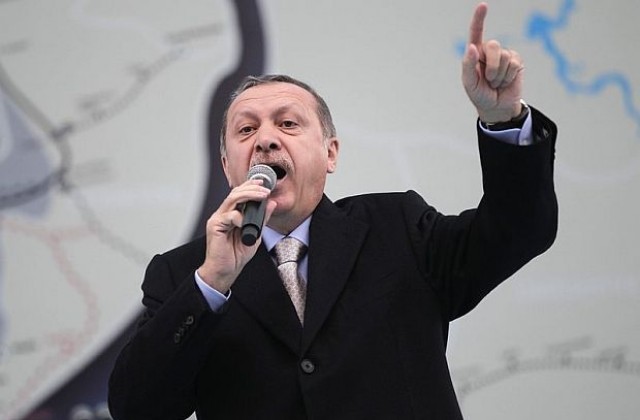 Ердоган в епицентъра на скандал в Турция