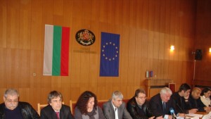 Събират в една сграда държавните институции във В Търново