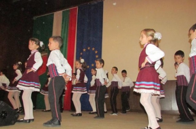 Самодейци канят на благотворителен концерт