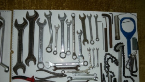 Полицията издирва собственик на намерени инструменти