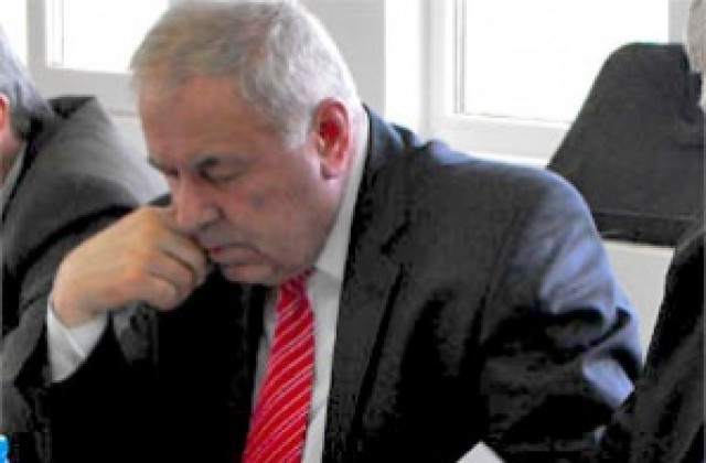 Нова експертиза отложи делото срещу Адил Решидов