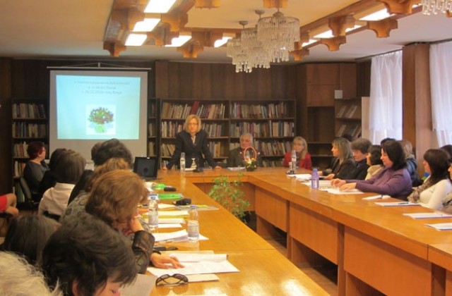 Все повече хора посещават библиотеки