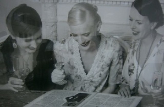 600 лв. събрани при откриването на фотоизложбата „Първата република“