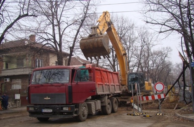 Част от бул. Христо Ботев и утре без вода