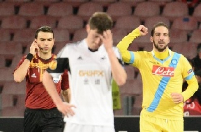 ВИДЕО: Наполи сложи край на първия „лебедов“ полет в Европа