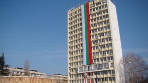 1 200 български знамена раздава от днес община Димитровград