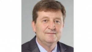 Анатолий Младенов Отстраняването ми е плод на политически ингриги