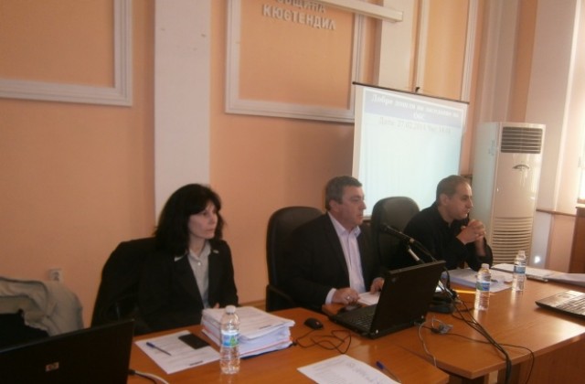 Съветниците критикуваха управителите на Хигия и ДДД