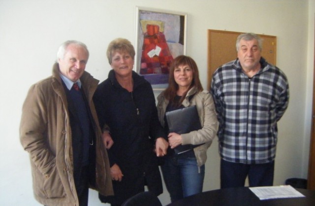 Клубовете и Общината съвместно да искат средства от Спортното министерство за ремонт на базата, съветва експерт