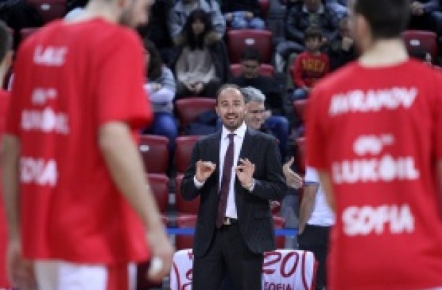 Затишие в Лукойл след провала за Купата