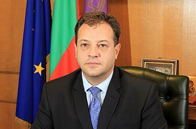 Даниел Панов: Честит национален празник!