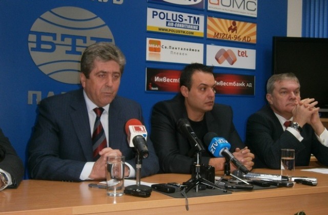 Г.Първанов: Доверието към управлението на страната спада главоломно