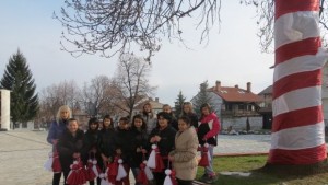 Украсиха найщастливото дърво в Банско