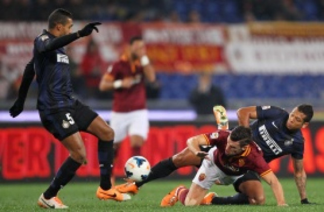 Рома не успя да бие Интер, без голове на Олимпико