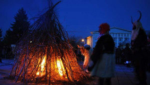 В село Айдемир гонят злото с усмивка