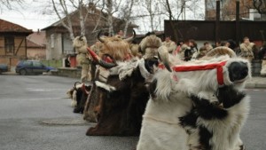 Кукери гониха зло и зима от Челопеч