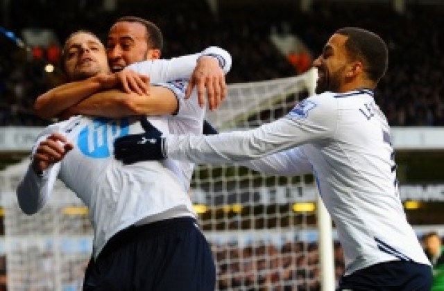 Мини победа за Тотнъм и голяма за Астън Вила