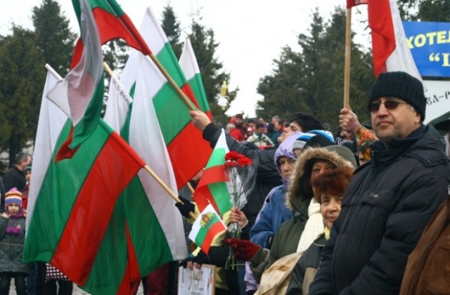 Шипка отново стана център на чествания по повод Националния празник