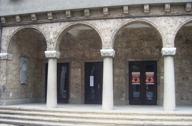 Библиотеката с конкурс за екслибрис