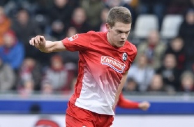 Защитник на Фрайбург се вълнува от интереса на Юнайтед