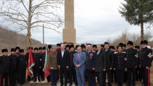 Мемориален комплекс Казашки кръст откриха край Долни Марян