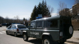 Масов бой пред студентско общежитие в Благоевград