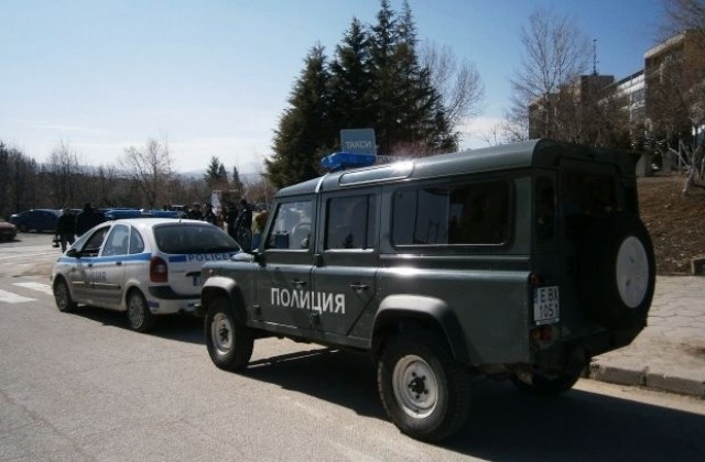 Масов бой пред студентско общежитие в Благоевград