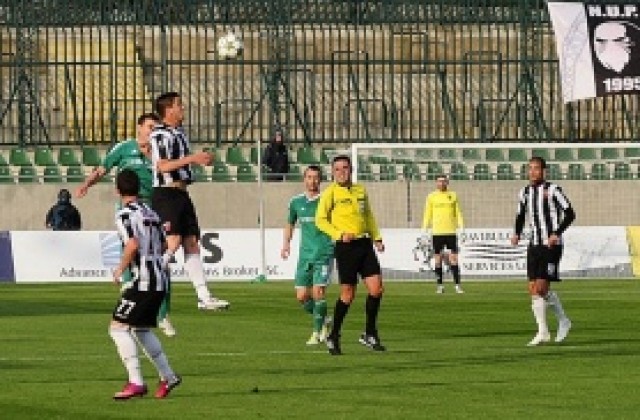 „А“ група се нуждае от здрави съдийски „топки“