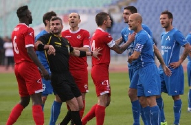 Капитаните на Левски и ЦСКА млъкнаха преди дербито